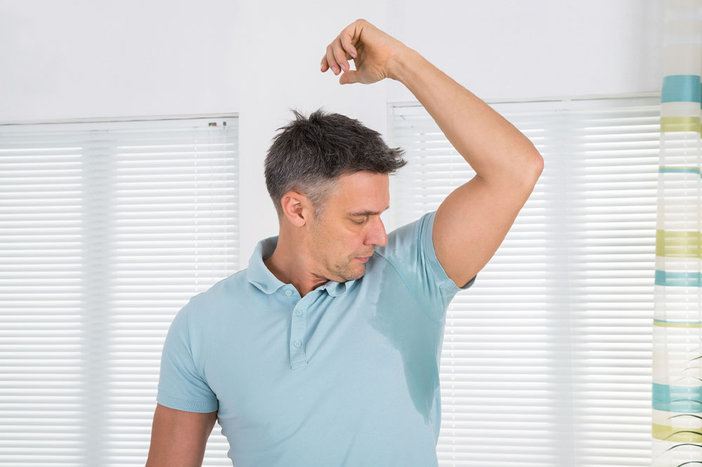 4 ways to manage hyperhidrosis