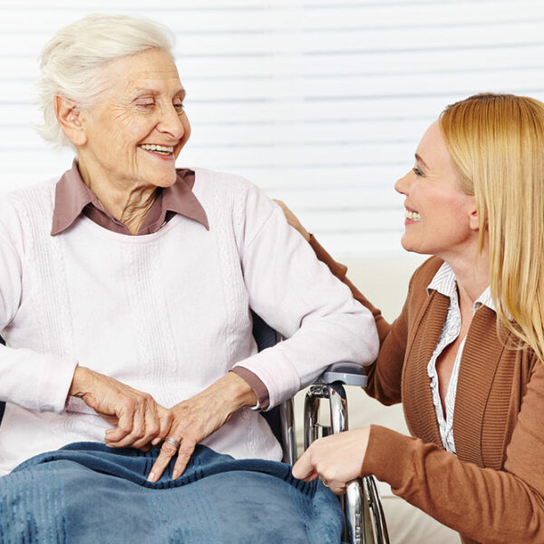 5 tips to find the right assisted senior care living facility